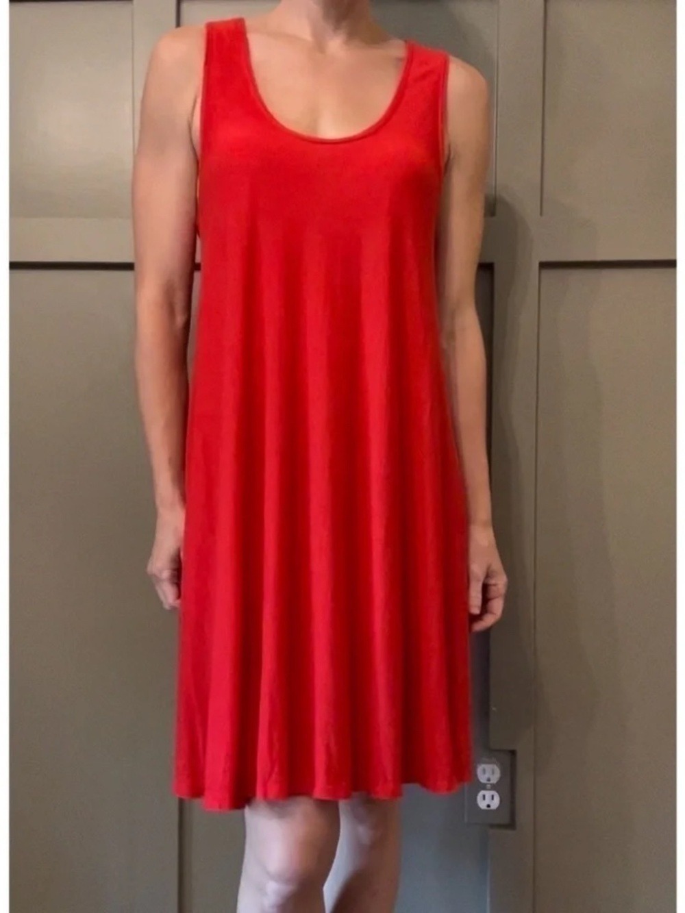 Alice + Olivia Red Scoop Neck Sleeveless Jersey Dress Size Small / Medium